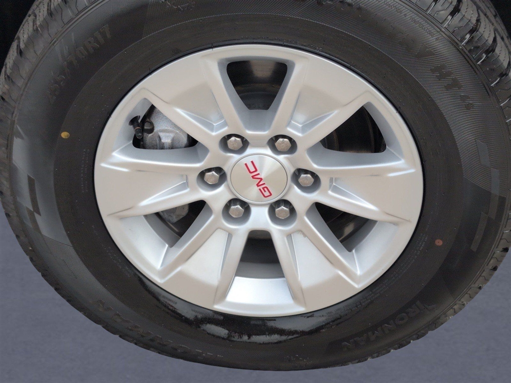 Used 2024 Thunderstorm Gray GMC SLE image 35