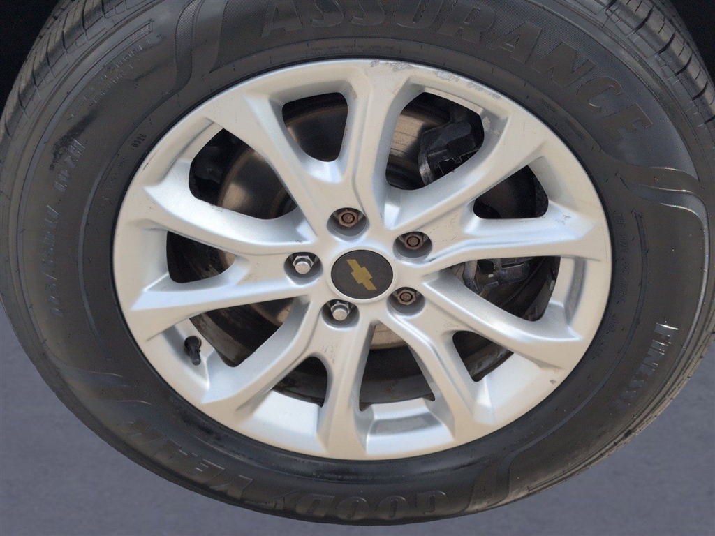 Used 2019 Summit White Chevrolet LT image 35