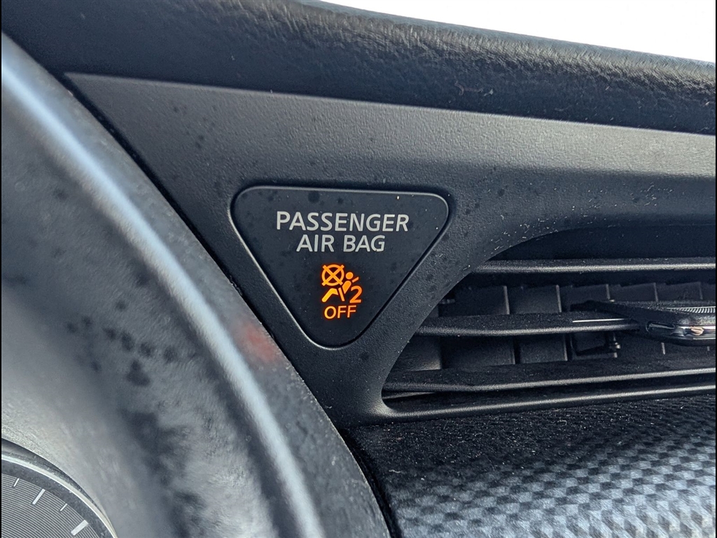 Used 2022 Scarlet Ember Tintcoat Nissan SV image 35