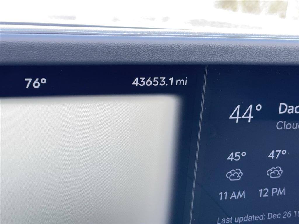 Used 2024 Silver Radiance Lincoln Reserve image 35