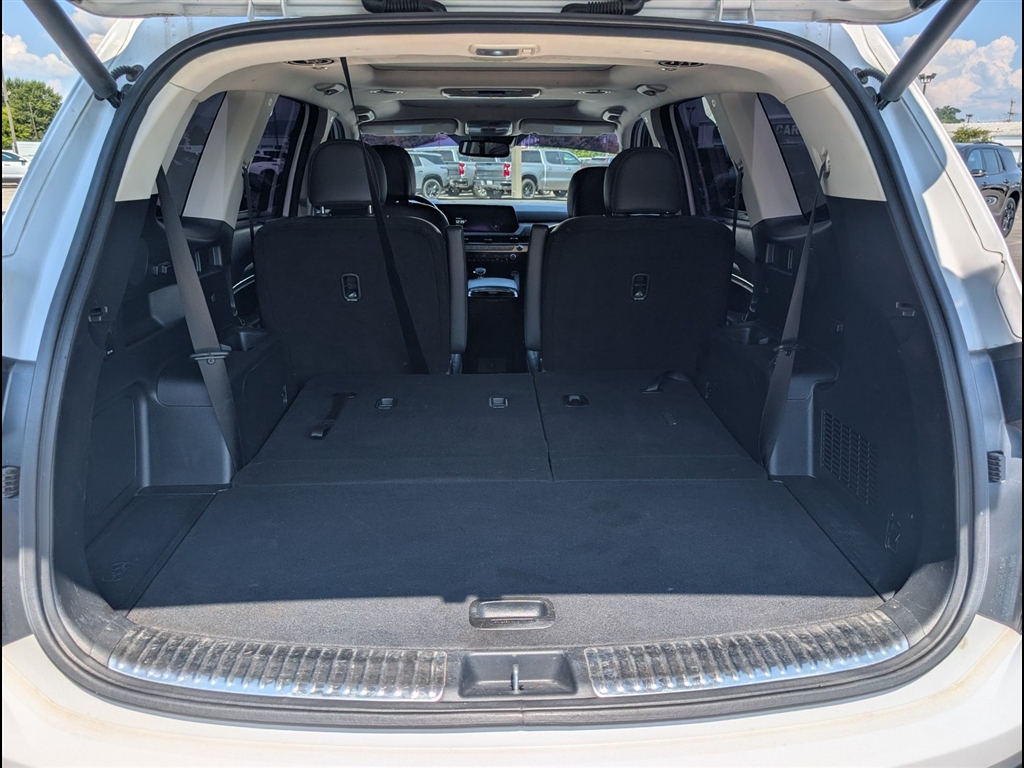 Used 2023 Glacial White Pearl Kia SX image 35