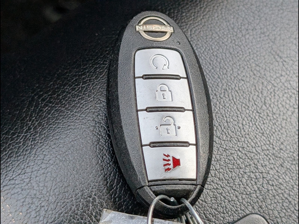 Used 2024 Super Black Nissan SL image 36