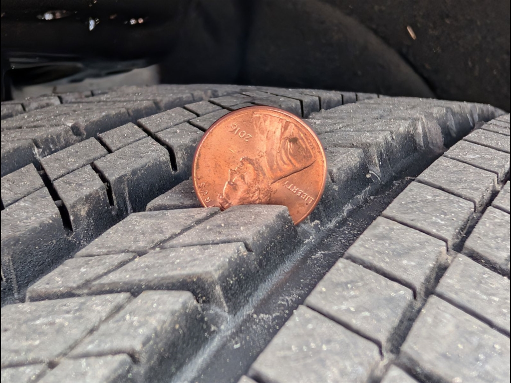 Used 2019 Summit White Chevrolet LT image 36