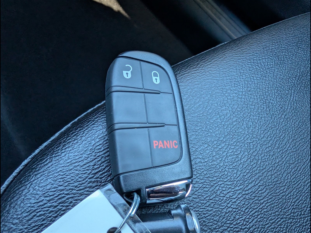 Used 2024 Bright White Clear Coat Jeep Latitude image 36