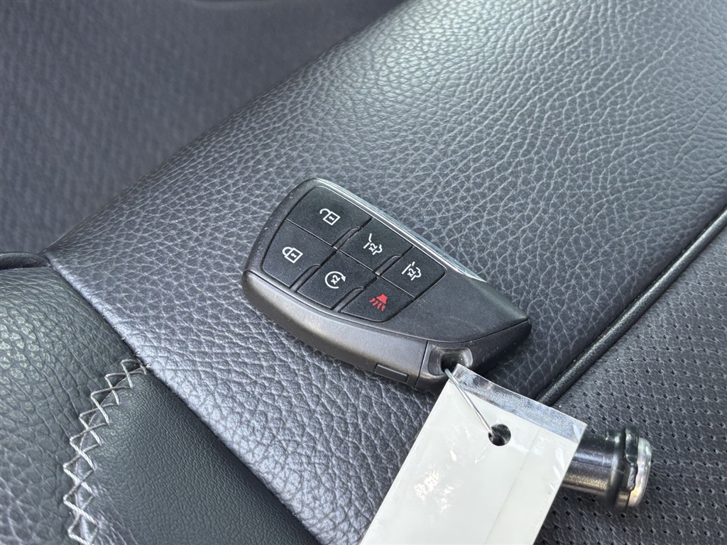 Used 2023 Midnight Blue Metallic GMC Denali image 37