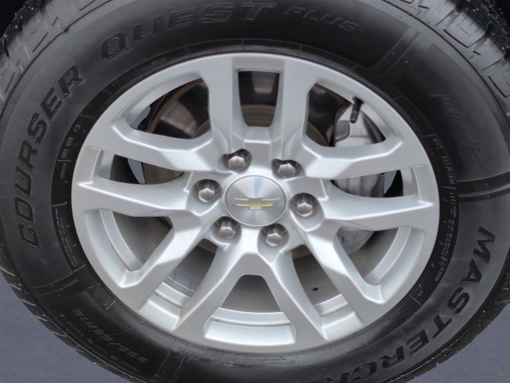 Used 2021 Satin Steel Metallic Chevrolet LT image 37