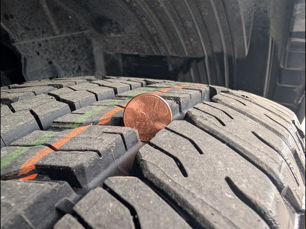 Used 2020 Magnetic Black Pearl Nissan SV image 37