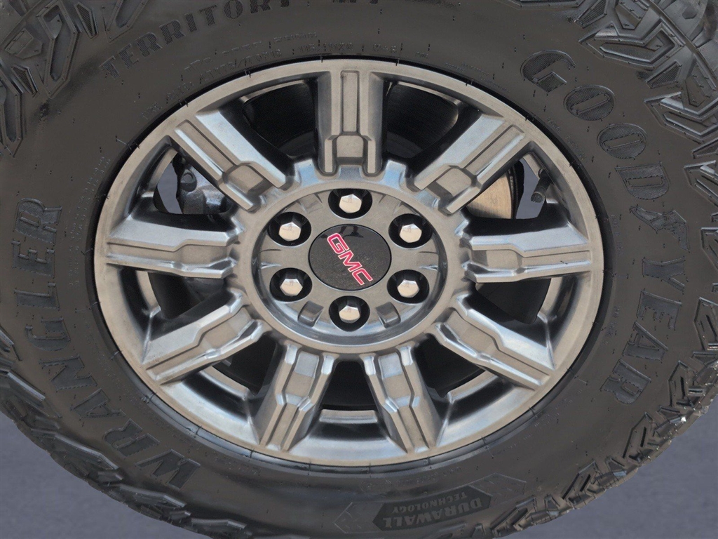 Used 2026 Onyx Black GMC AT4X image 37