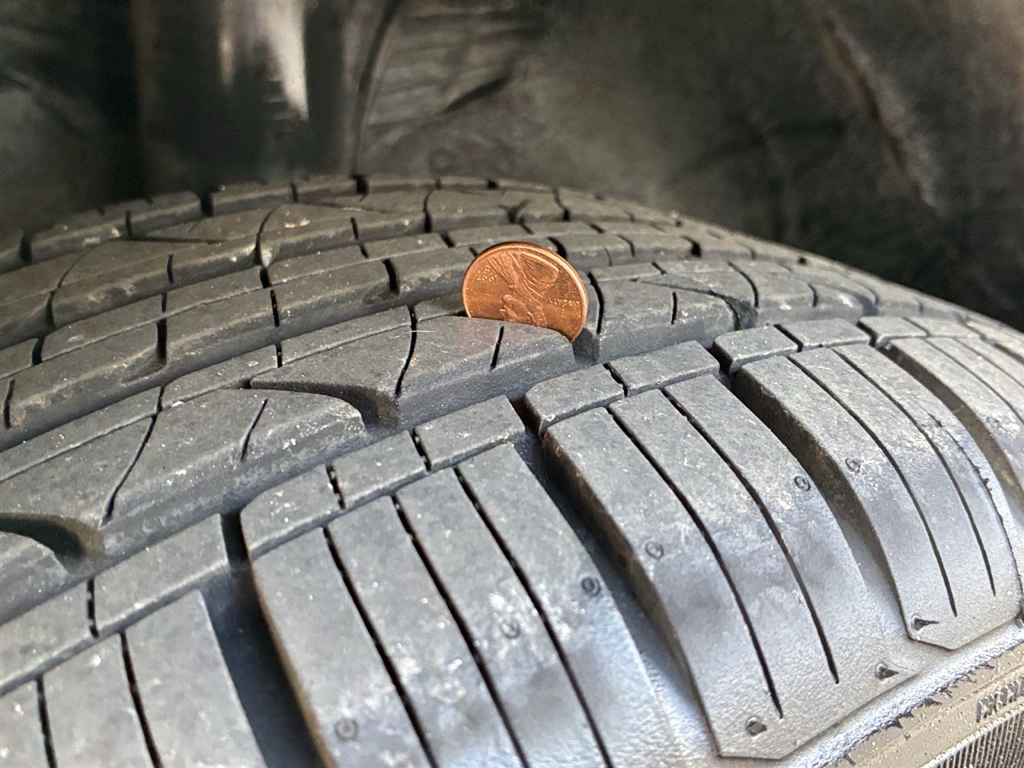 Used 2018 Gun Metallic Nissan SR image 37