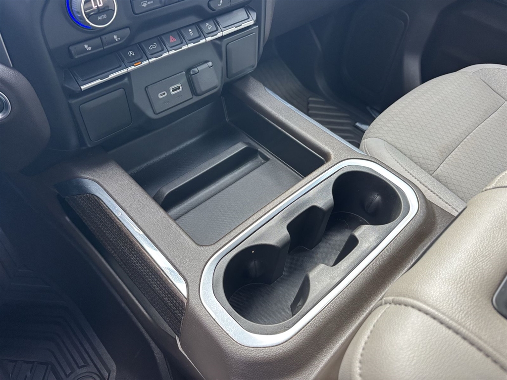Used 2022 Summit White Chevrolet RST image 38