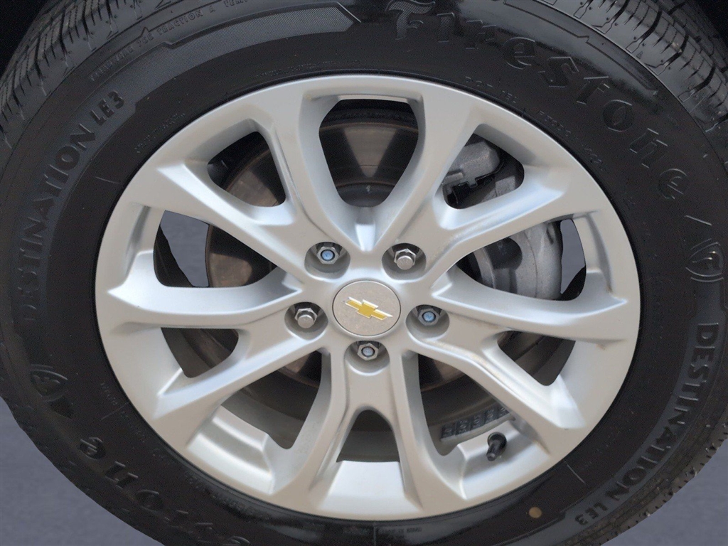 Used 2020 Silver Ice Metallic Chevrolet LT image 38