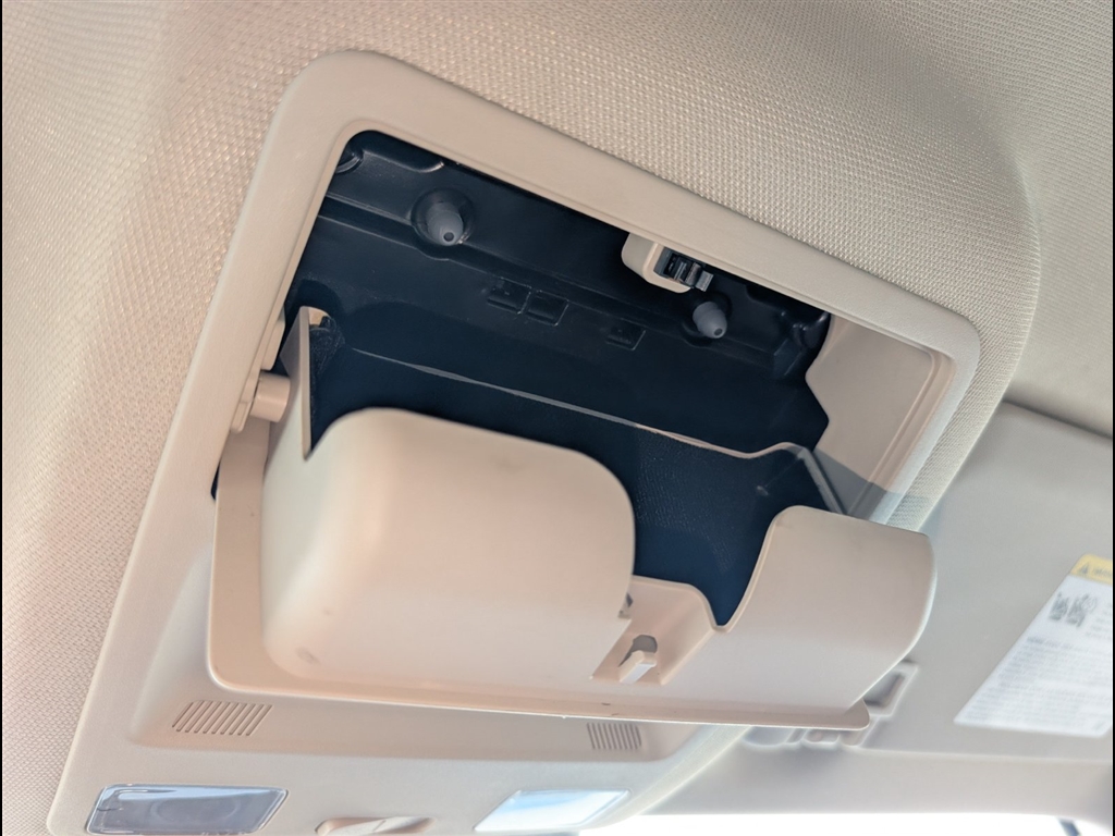 Used 2020 Agate Black Ford SEL image 39