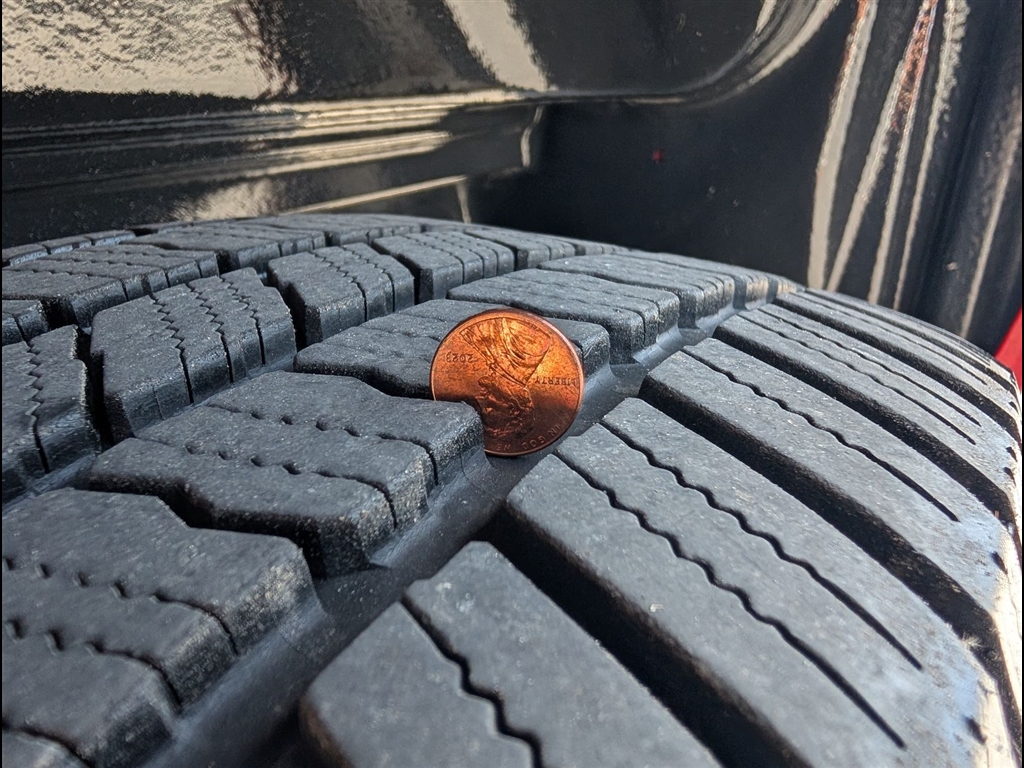 Used 2020 Agate Black Ford Platinum image 39