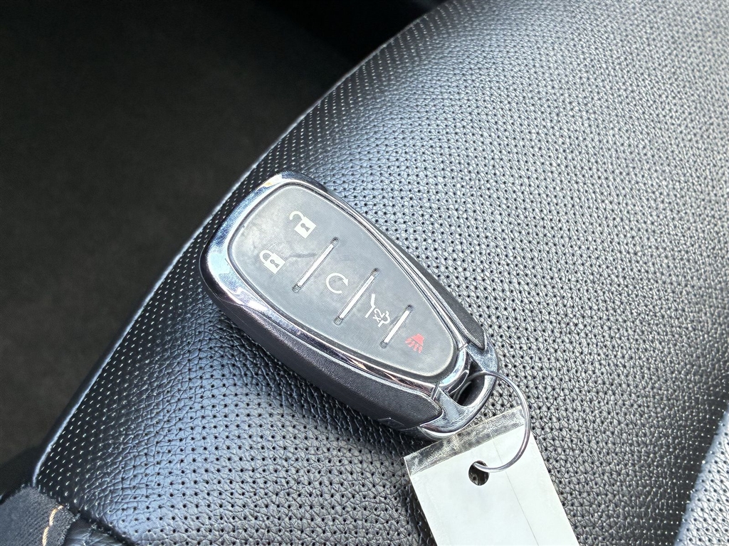 Used 2020 Mosaic Black Metallic Chevrolet LT image 39