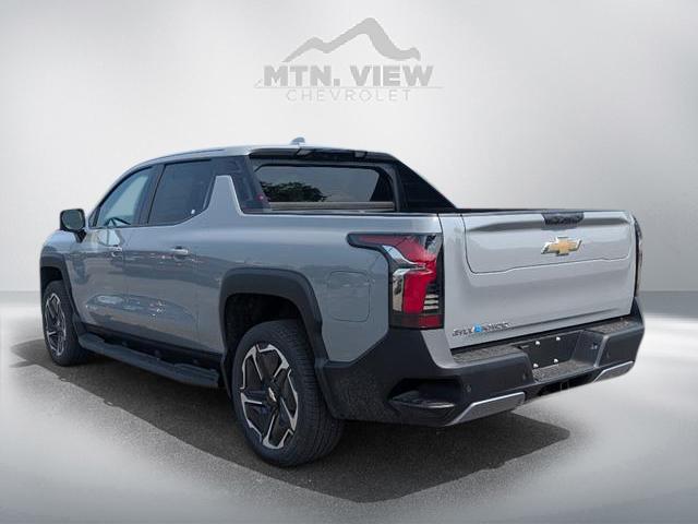2025 Chevrolet Silverado EV LT
