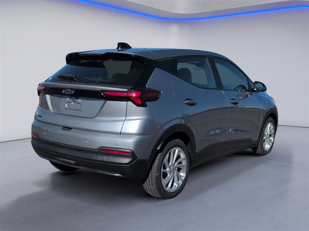 New 2027 Sterling Gray Metallic Chevrolet LT image 3