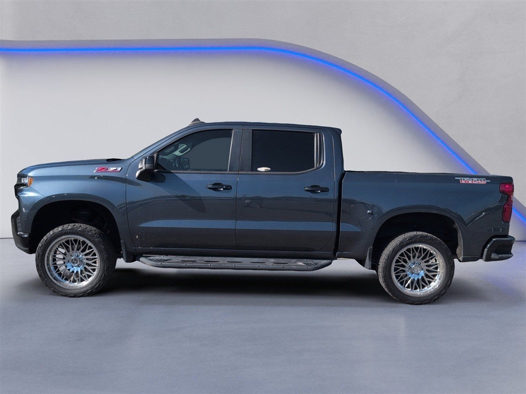 Used 2021 Shadow Gray Metallic Chevrolet LT Trail Boss image 3