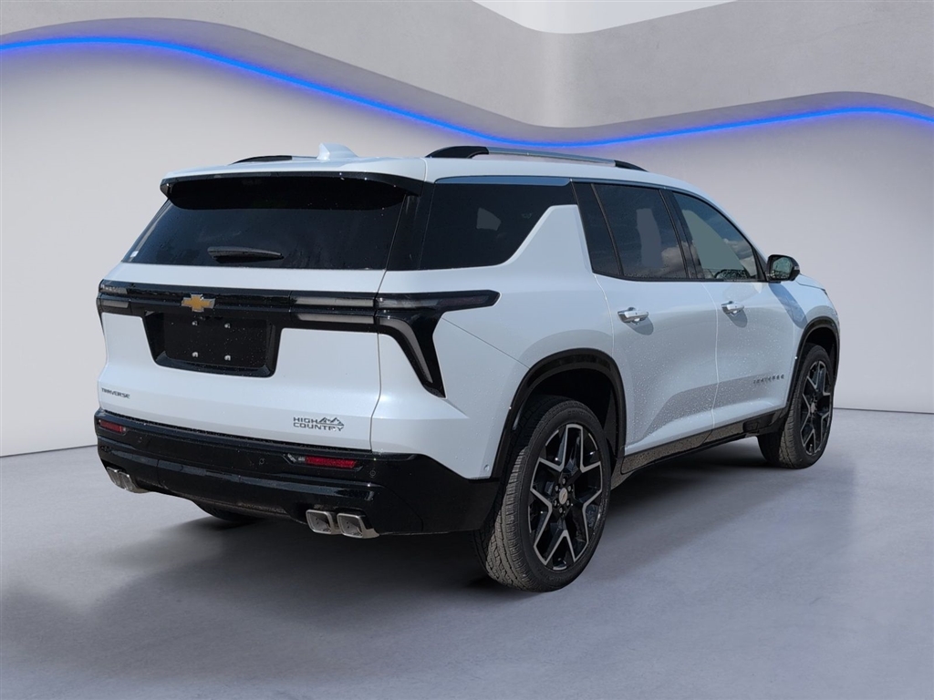 New 2026 Polar White Tricoat Chevrolet High Country image 3