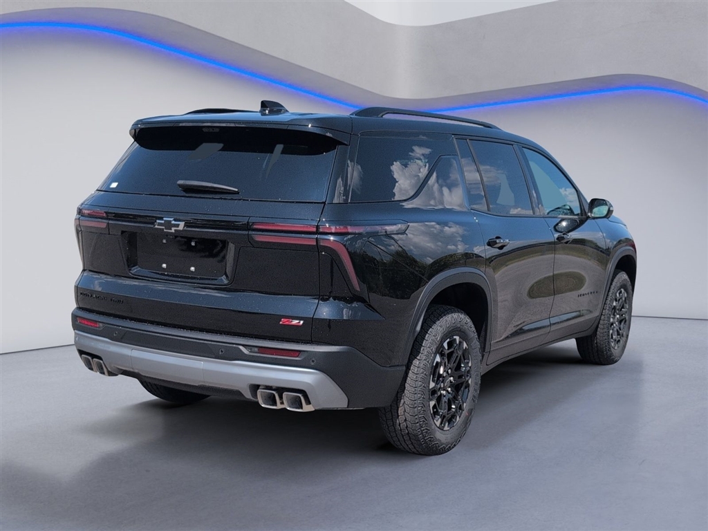 New 2027 Mosaic Black Metallic Chevrolet Z71 image 3