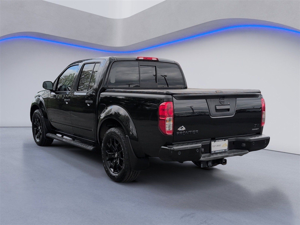 Used 2020 Magnetic Black Pearl Nissan SV image 3