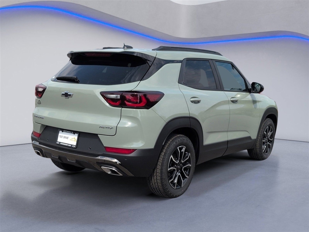 New 2026 Cacti Green Chevrolet ACTIV image 3