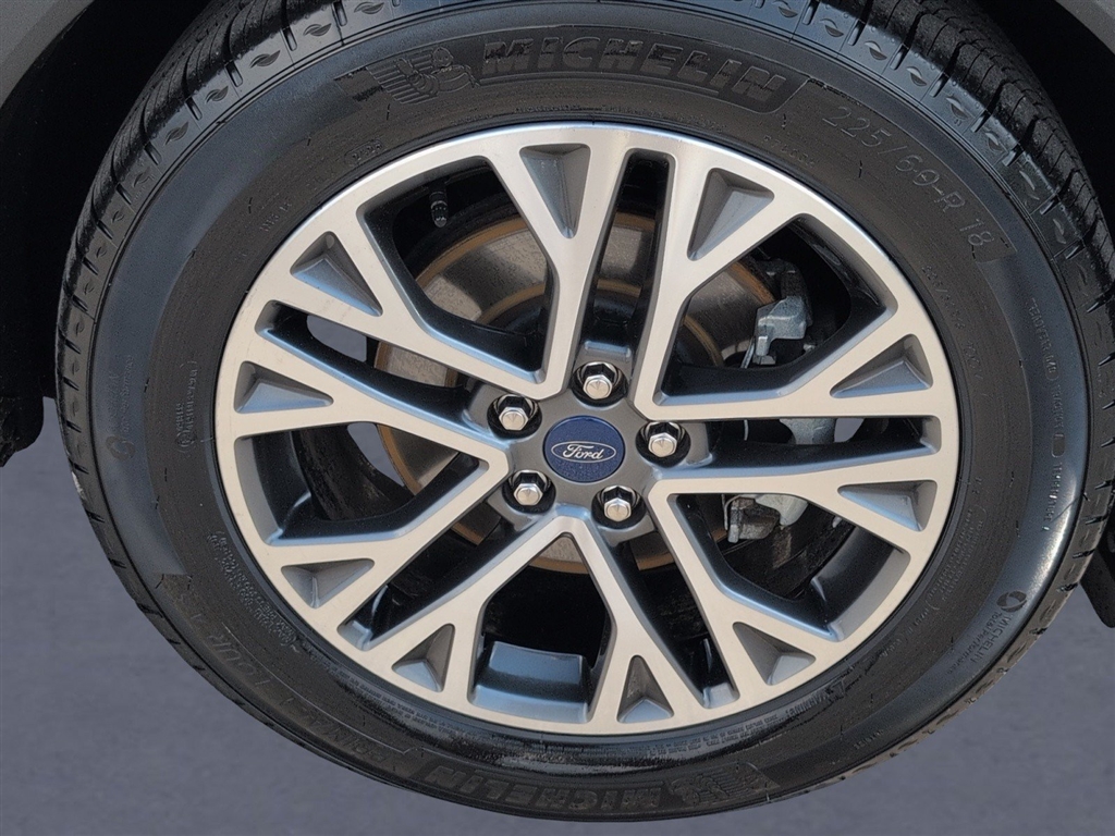 Used 2020 Agate Black Ford SEL image 40