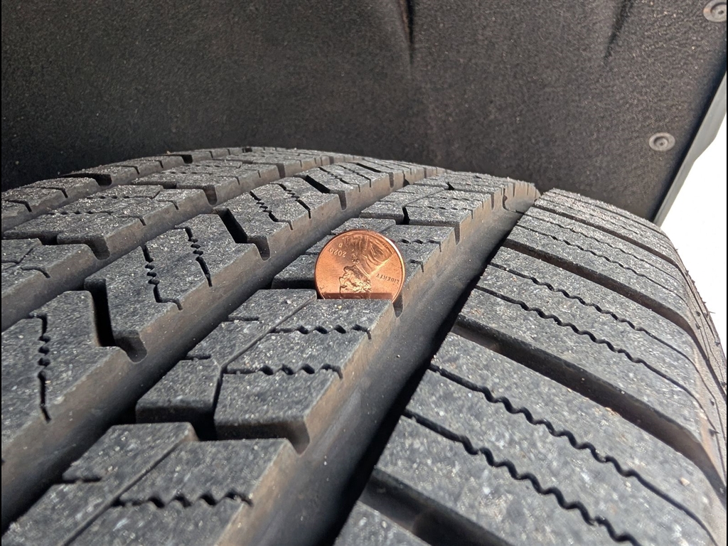 Used 2021 Shadow Gray Metallic Chevrolet Premier image 41