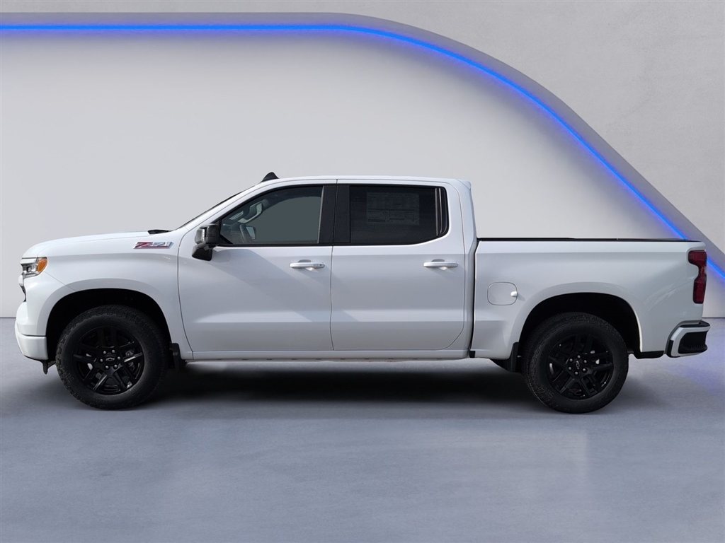 New 2026 Summit White Chevrolet RST image 4