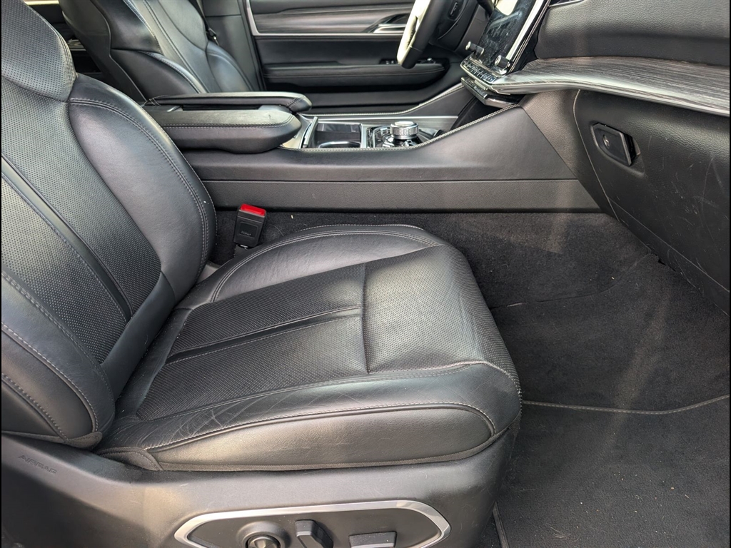 Used 2024 Bright White Clear Coat Jeep Series III image 5