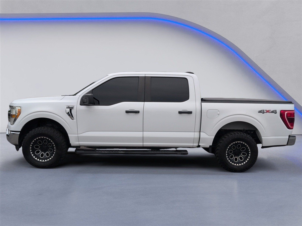 Used 2021 Oxford White Ford XLT image 5