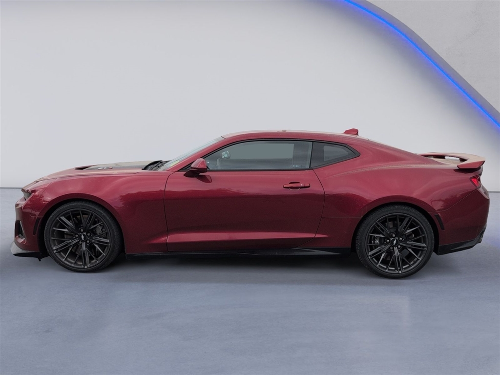 Used 2018 Garnet Red Tintcoat Chevrolet ZL1 image 5