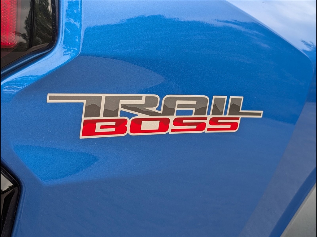 Used 2023 Glacier Blue Metallic Chevrolet Trail Boss image 5