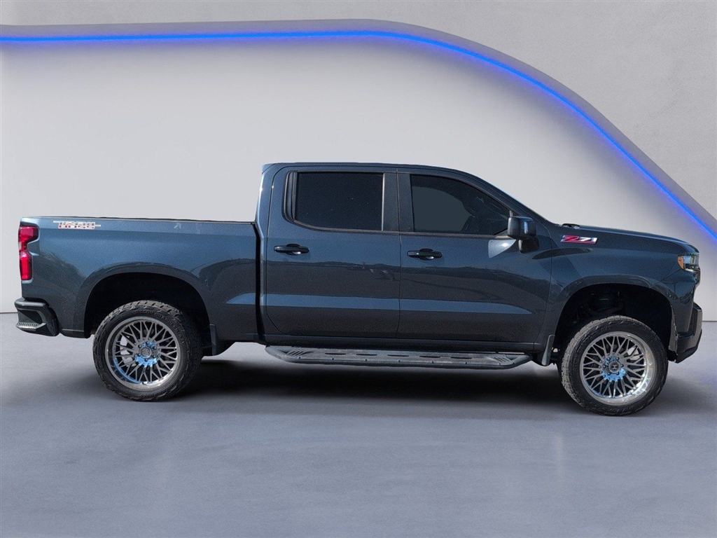 Used 2021 Shadow Gray Metallic Chevrolet LT Trail Boss image 5