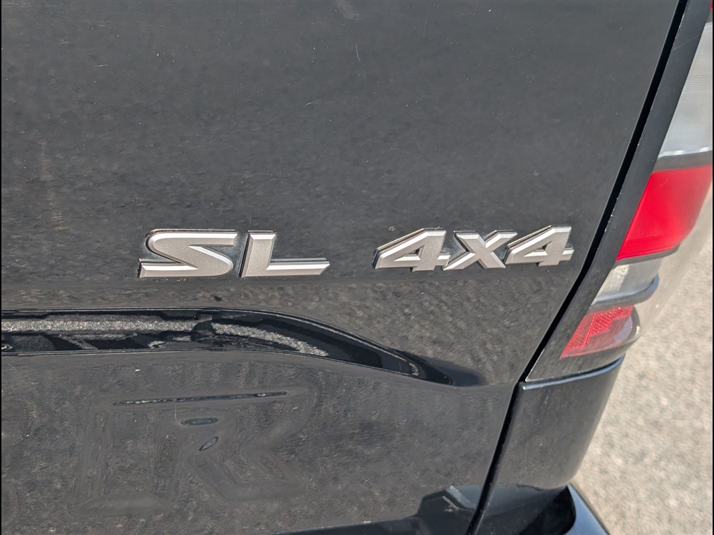 Used 2024 Super Black Nissan SL image 5