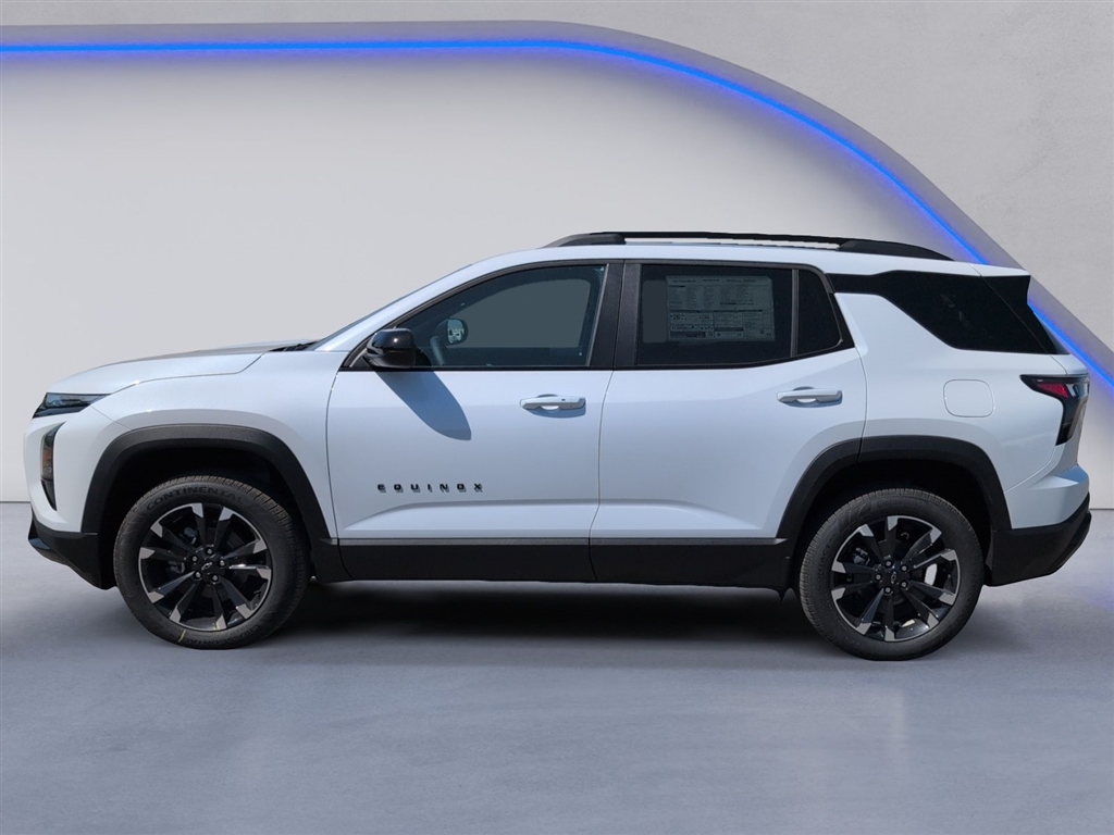 New 2026 Polar White Tricoat Chevrolet RS image 5