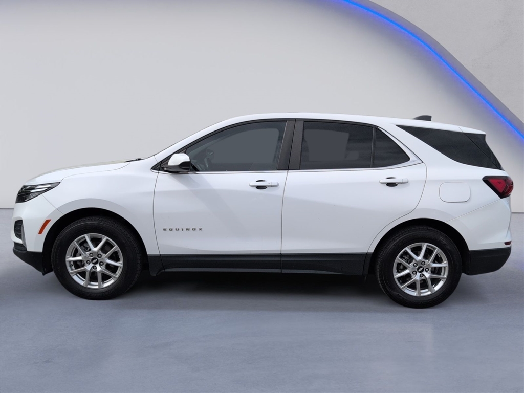 Used 2022 Summit White Chevrolet LT image 5