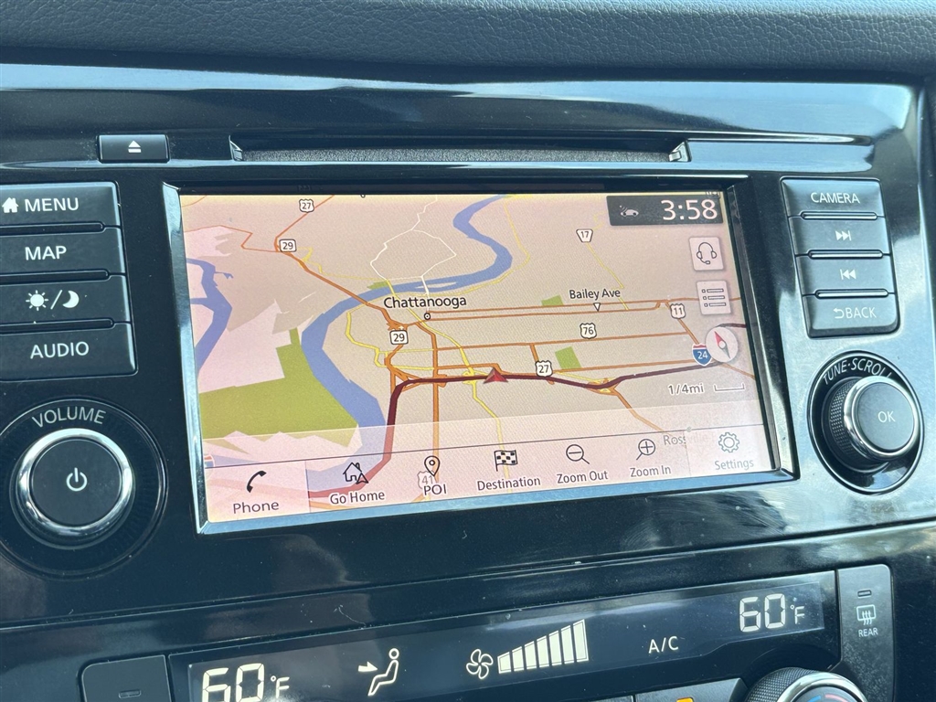 Used 2018 Brilliant Silver Nissan SL image 5