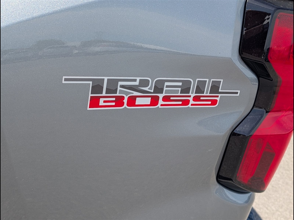 New 2026 Sterling Gray Metallic Chevrolet Trail Boss image 6