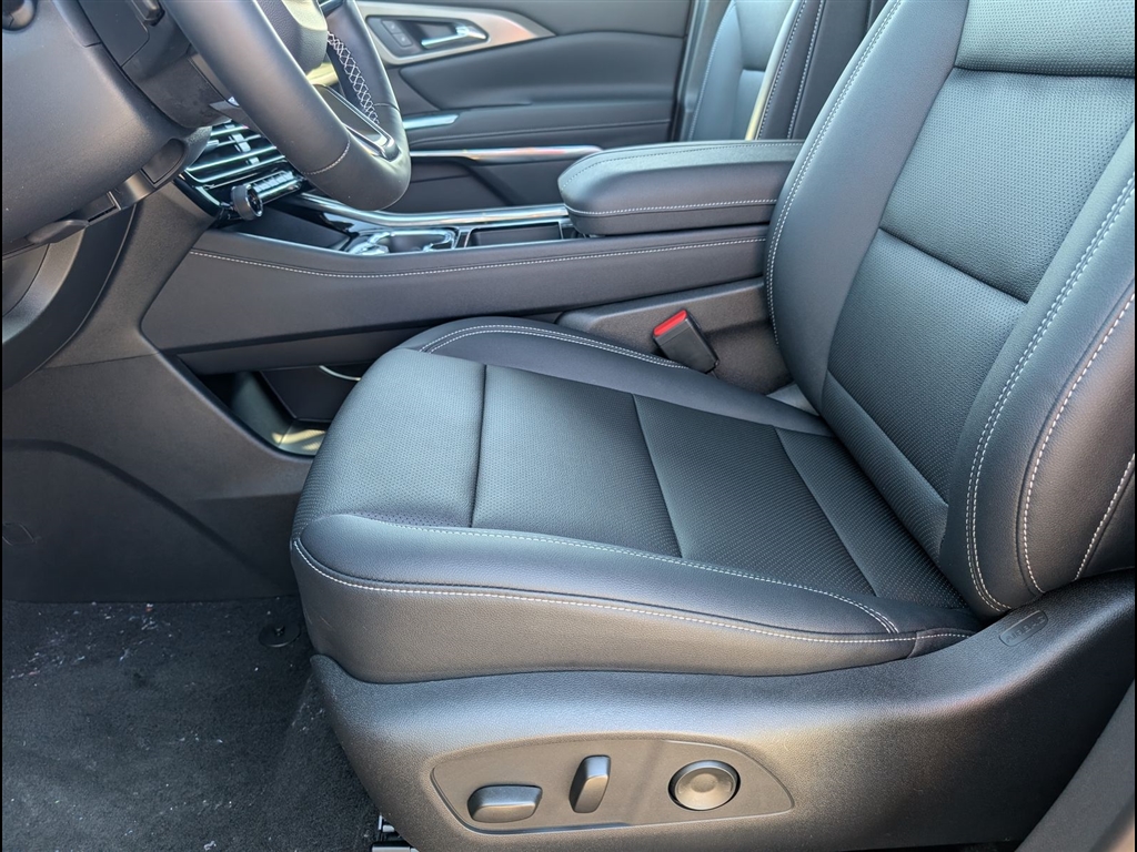 New 2026 Radiant Red Tintcoat Chevrolet LT image 6