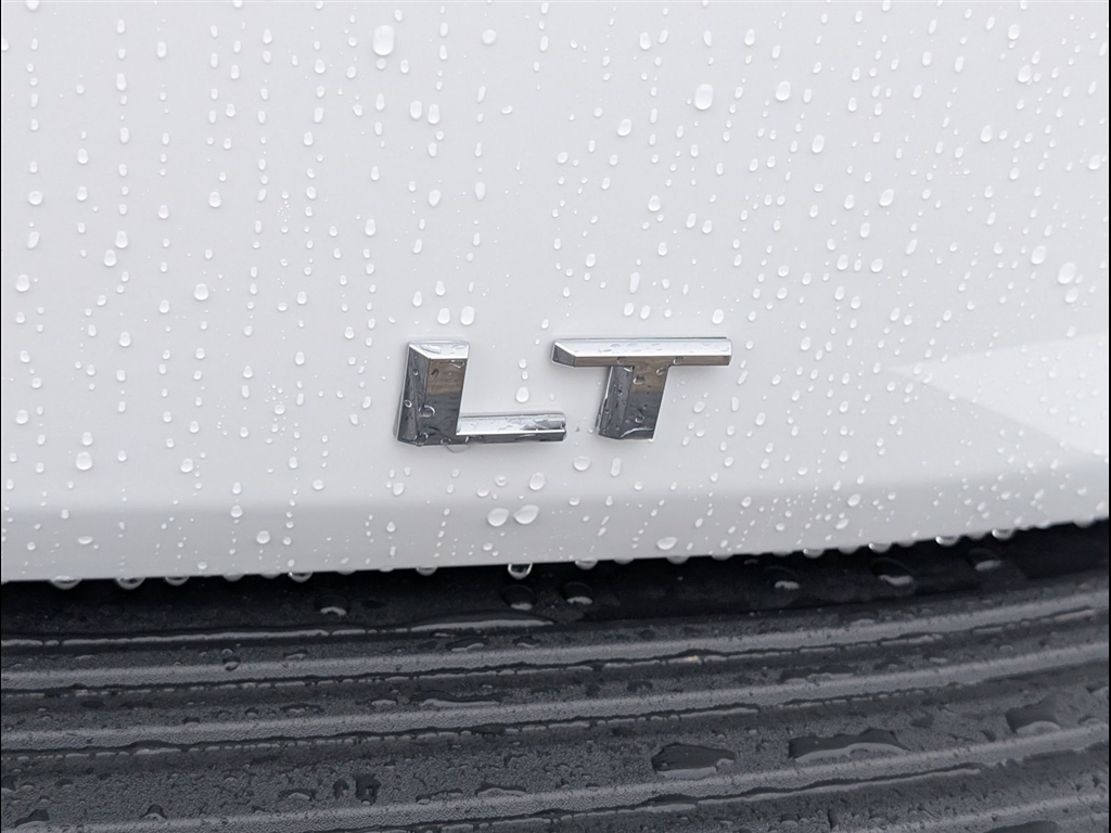 New 2026 Summit White Chevrolet LT image 6