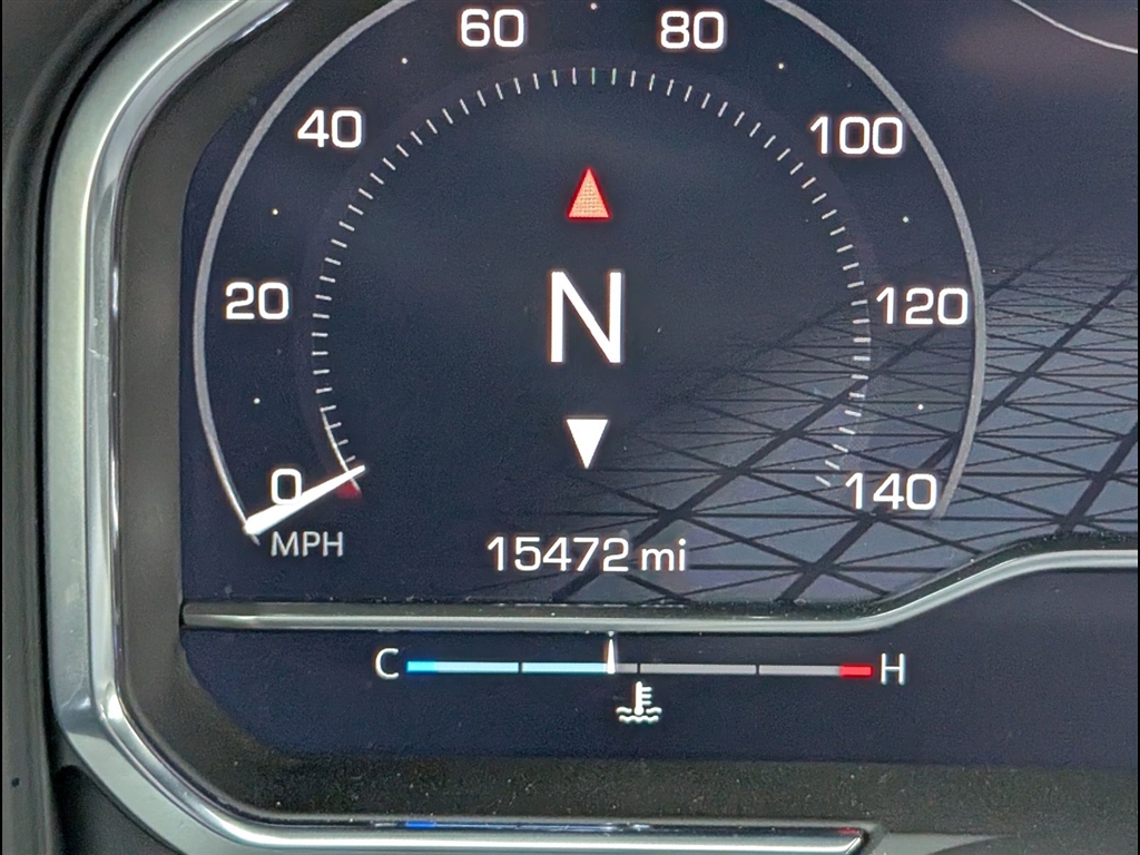 Used 2025 Summit White GMC AT4 image 6