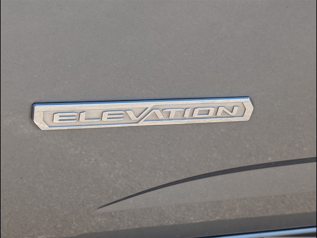 Used 2022 Satin Steel Metallic GMC Elevation image 6
