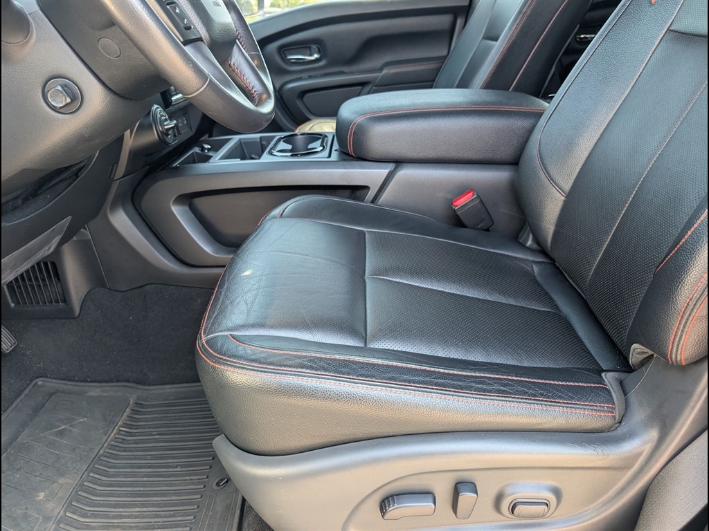 Used 2020 Glacier White Nissan PRO-4X image 6