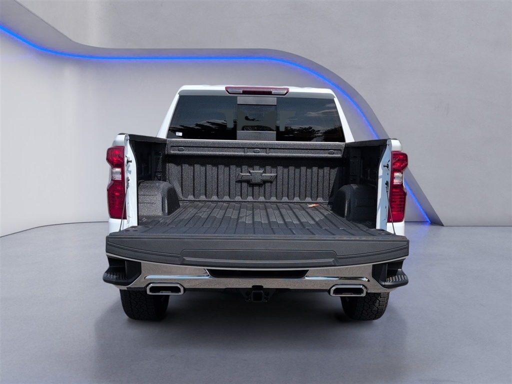 New 2026 Summit White Chevrolet LT image 6