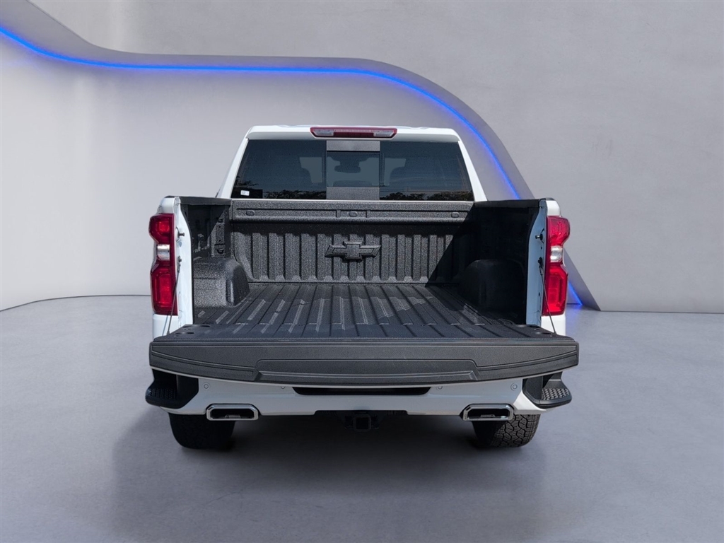 New 2026 Summit White Chevrolet RST image 6