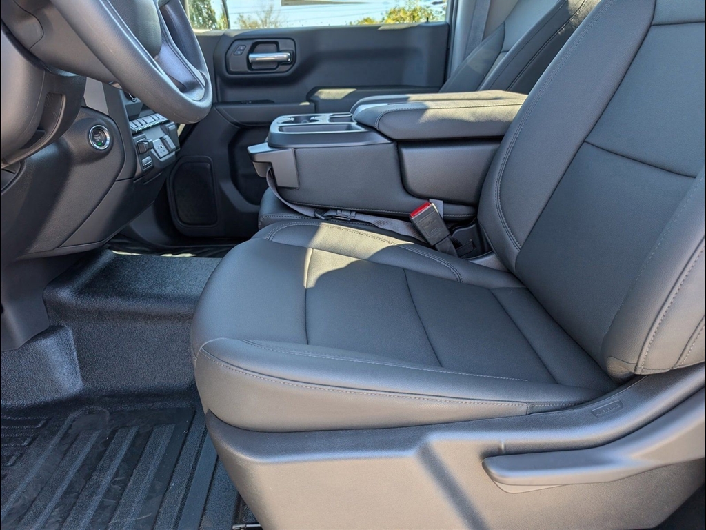 New 2026 Summit White Chevrolet Work Truck image 6