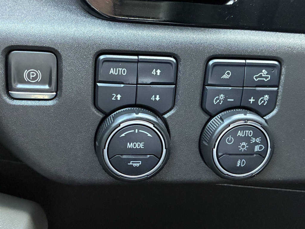 Used 2023 Black Chevrolet ZR2 image 6