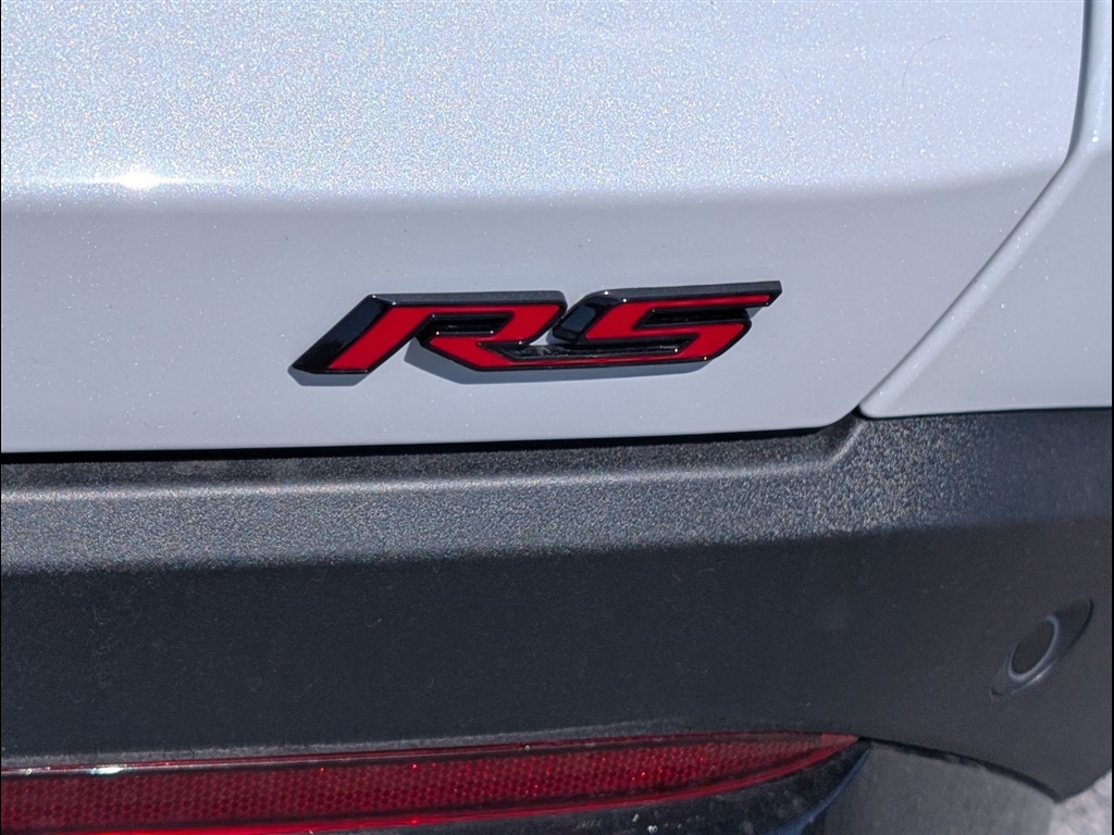 New 2026 Polar White Tricoat Chevrolet RS image 6
