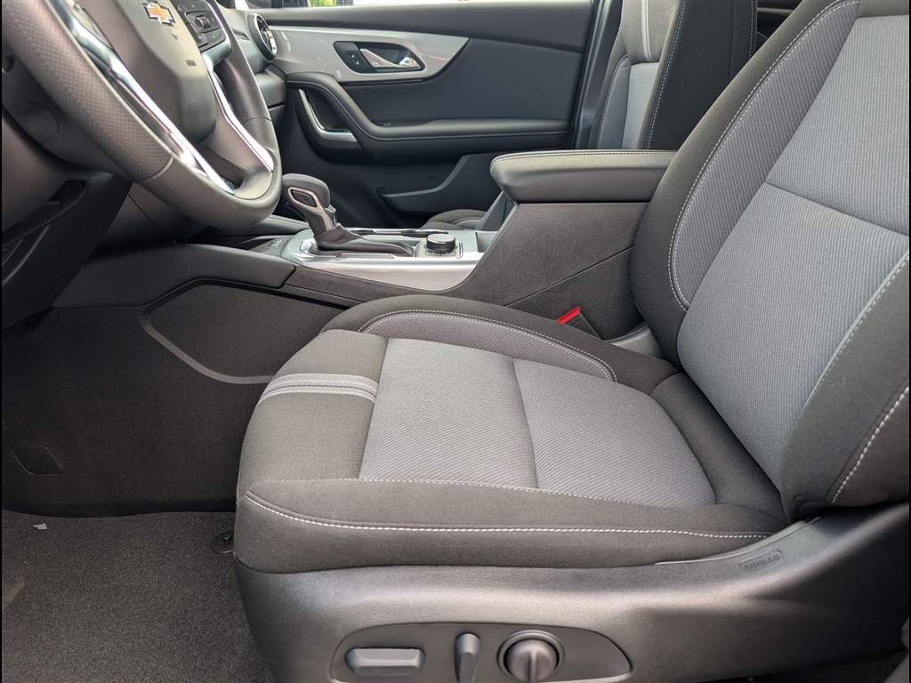 New 2026 Sterling Gray Metallic Chevrolet LT image 6