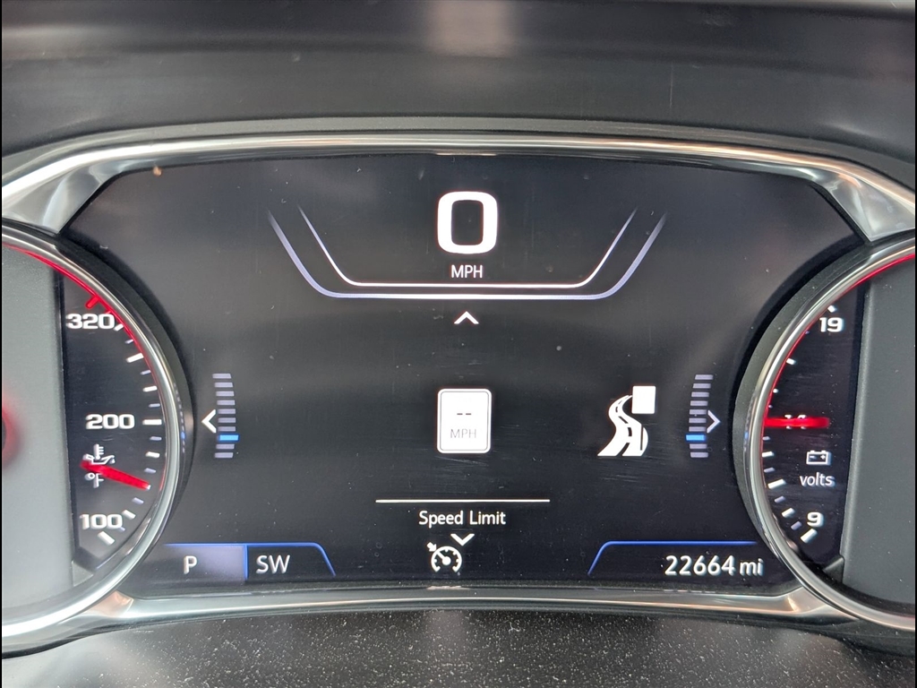 Used 2025 Sterling Gray Metallic Chevrolet RS image 6